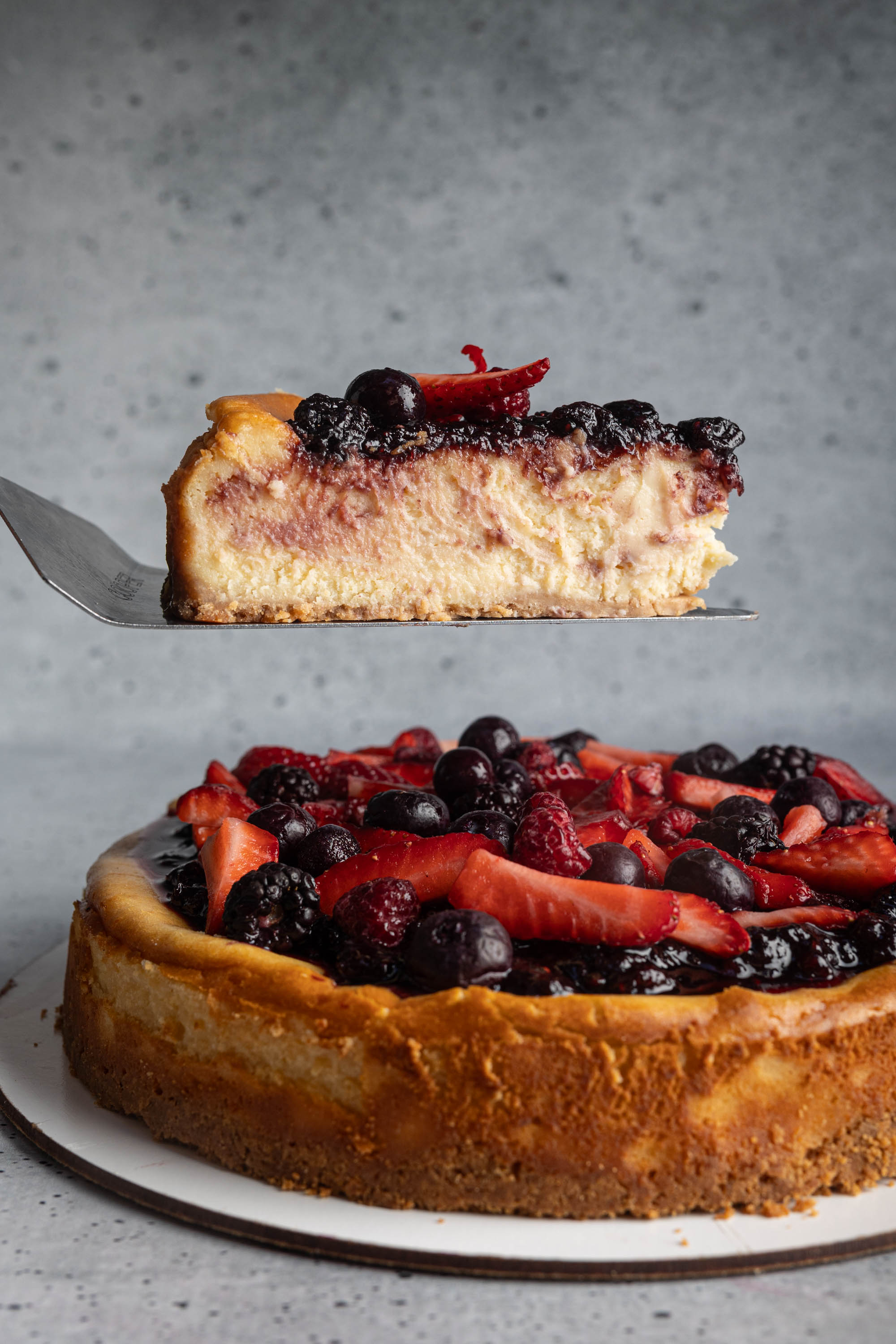 Cheesecake con Frutos Rojos
